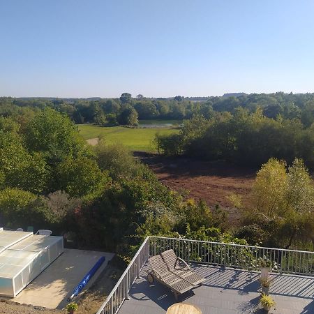 Gite La Pironniere - Piscine, Nature, Au Bord De La Riviere Montreuil-sur-Maine Екстер'єр фото